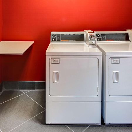 Hampton Inn Thomson Εξωτερικό φωτογραφία
