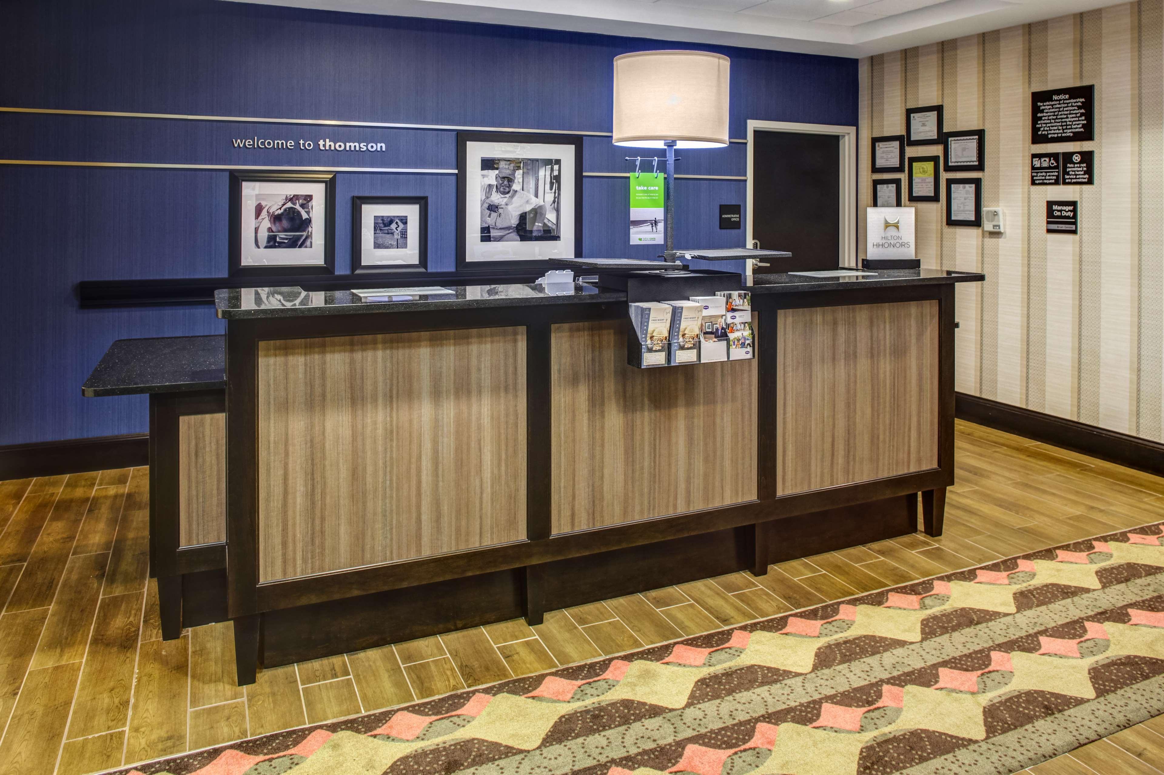Hampton Inn Thomson Εξωτερικό φωτογραφία