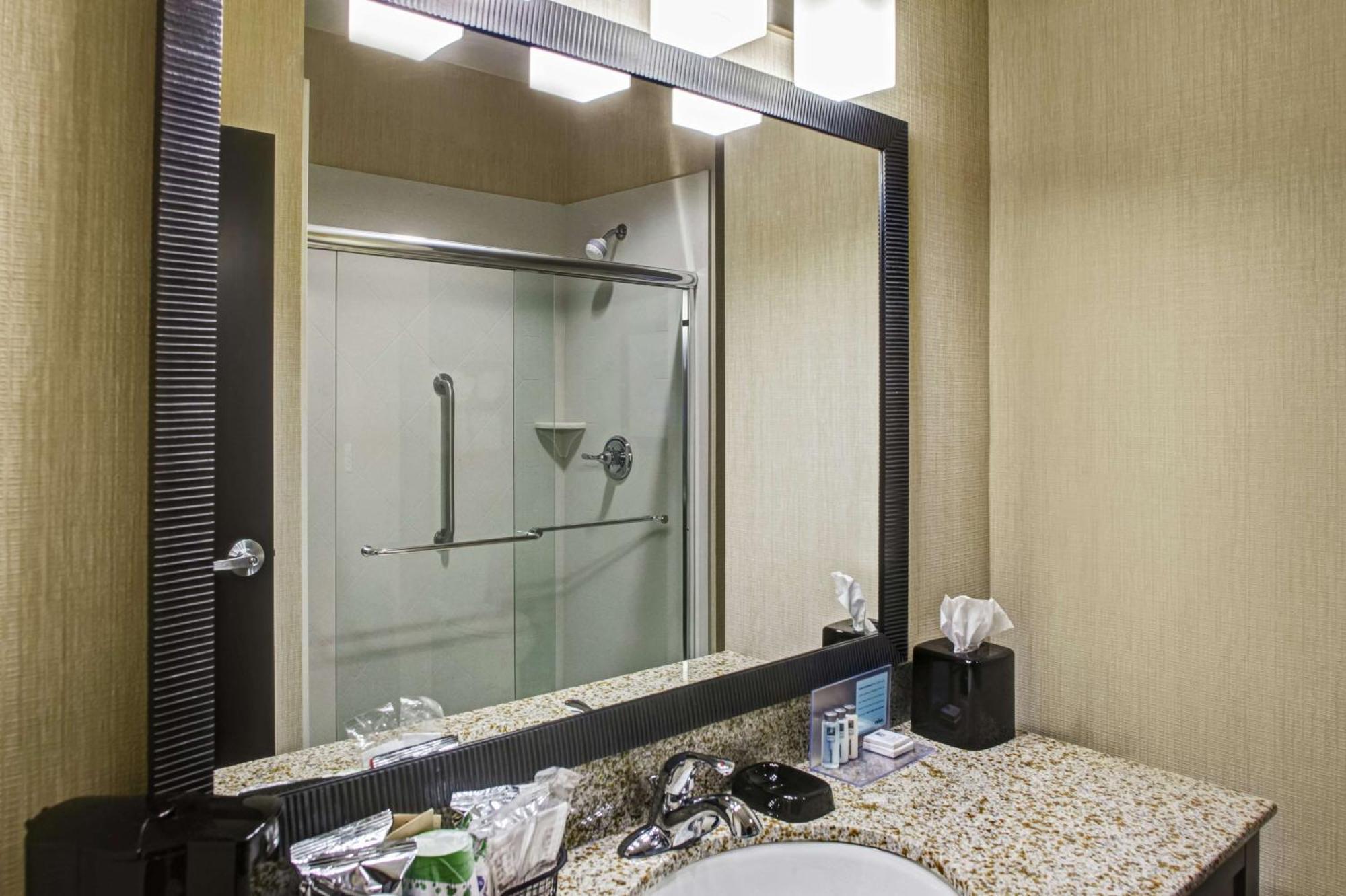 Hampton Inn Thomson Εξωτερικό φωτογραφία